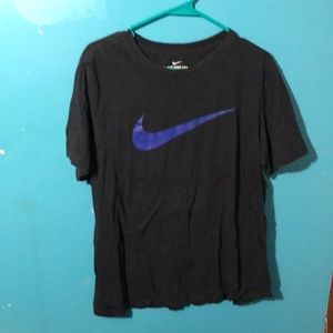 Nike men’s tshirt